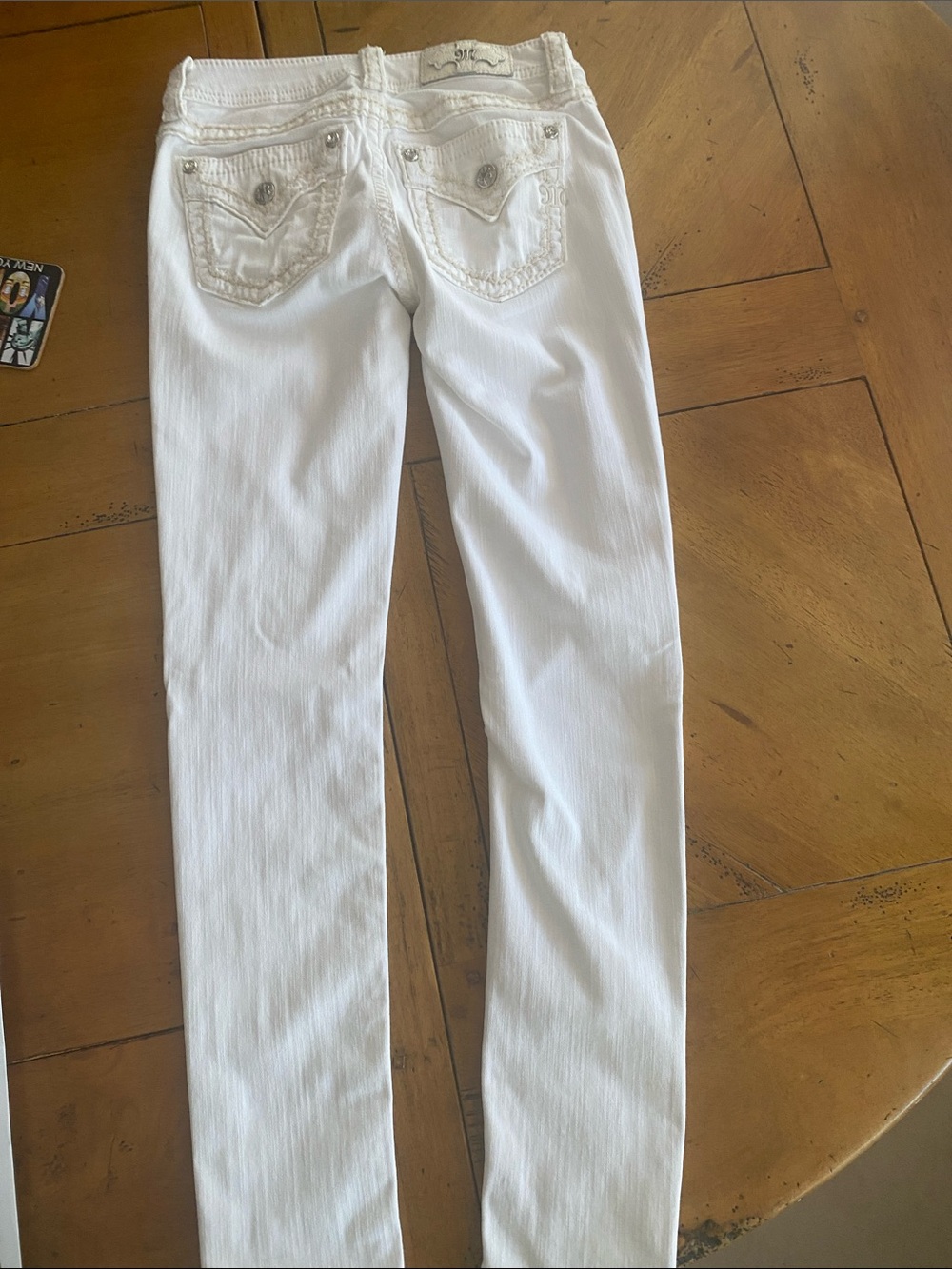 Miss Me White Women’s Skinny Jeans